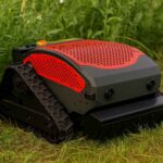 Robot tondeuse débroussailleuse